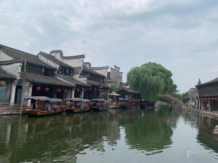 会选择一个比你现在工资低还累的工作吗,同一家公司?蜗牛问答平台,解答你的疑问